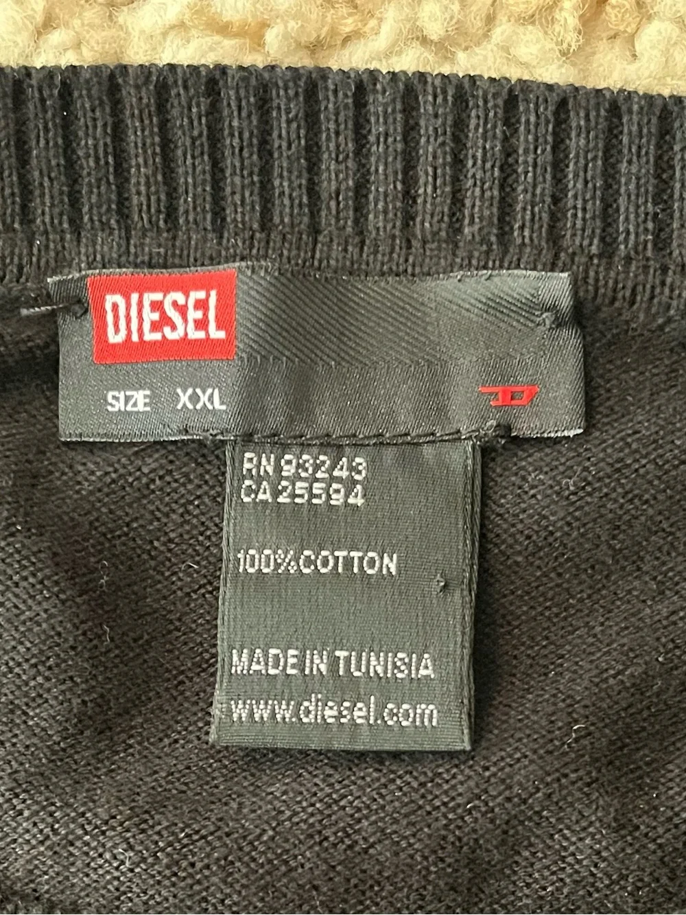 Diesel Black Crewneck Sweater with Subtle Stripe Detail